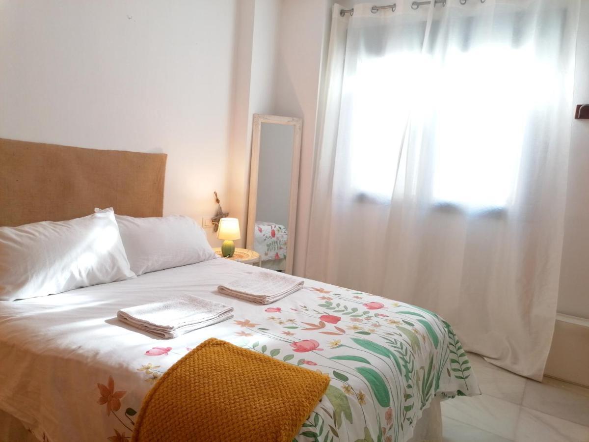 Penthouse At City Center With Terrace Sevilla Buitenkant foto