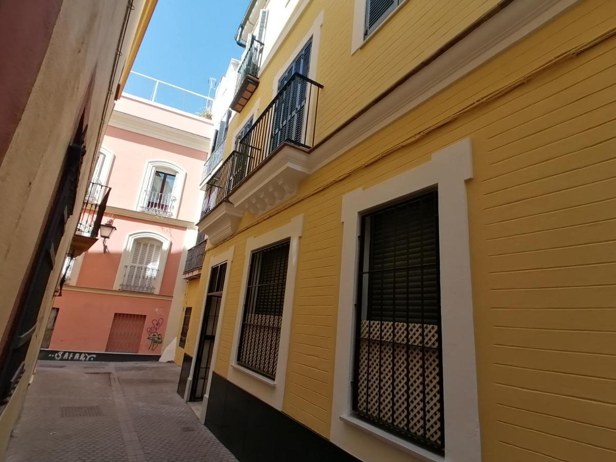 Penthouse At City Center With Terrace Sevilla Buitenkant foto